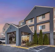 SureStay by Best Western Mount Pleasant Racine hotel detail image 5