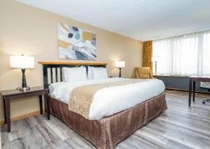 Radisson Hotel Milwaukee West hotel thumbnail 4