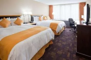 Radisson Hotel Milwaukee West hotel thumbnail 6