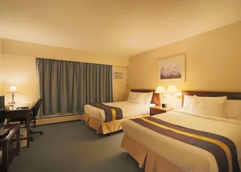 Howard Johnson Hotel by Wyndham Victoria hotel thumbnail 6
