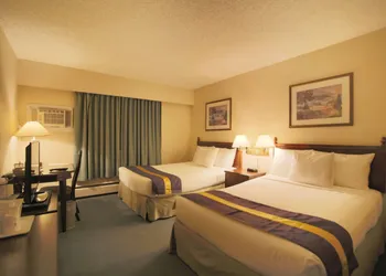 Howard Johnson Hotel by Wyndham Victoria hotel thumbnail 7