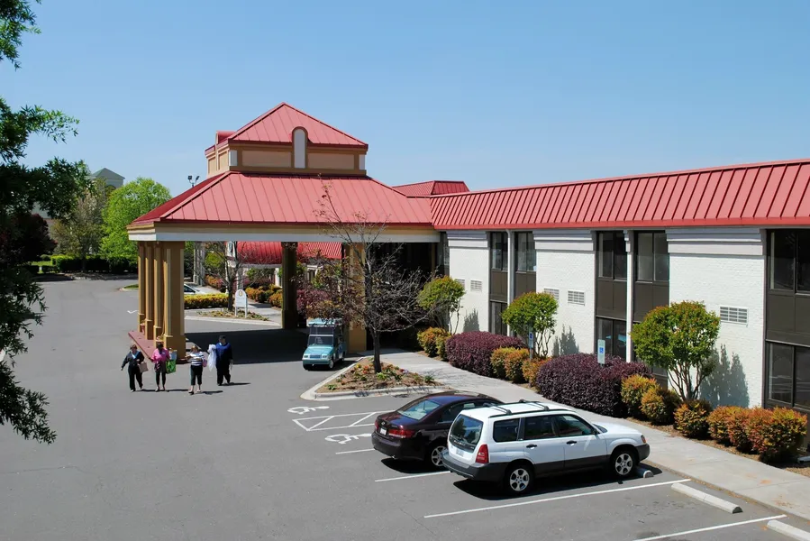 Village Inn Clemmons/Winston Salem, Trademark by Wyndham hotel detail image 2