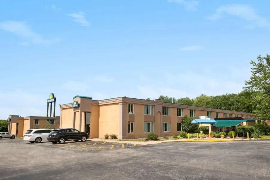 Days Inn by Wyndham Willoughby/Cleveland hotel detail image 6