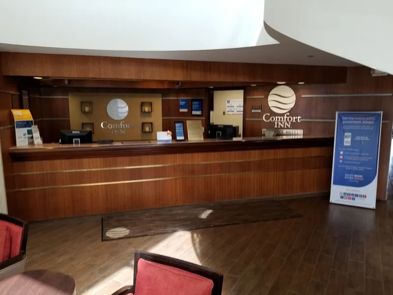 Comfort Inn Cleveland Airport hotel detail image 6