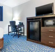 Econo Lodge Hicksville - Long Island hotel detail image 7