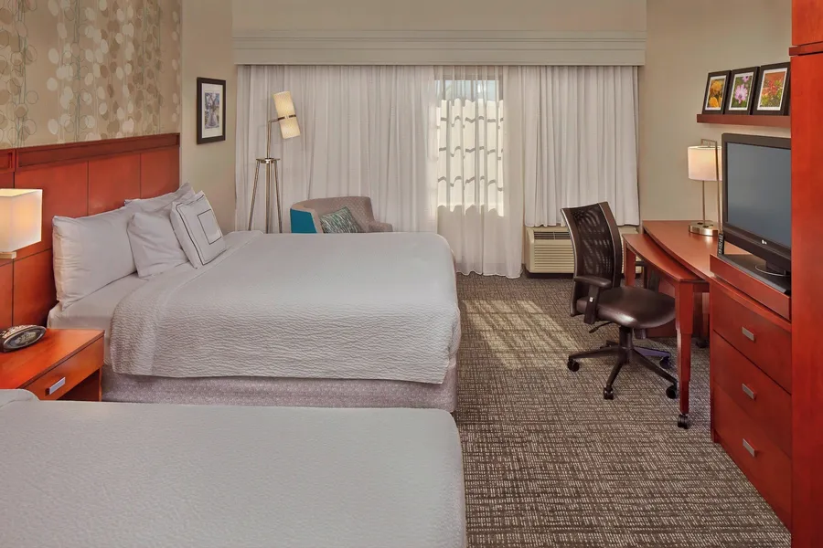 Courtyard By Marriott Stuart hotel detail image 6
