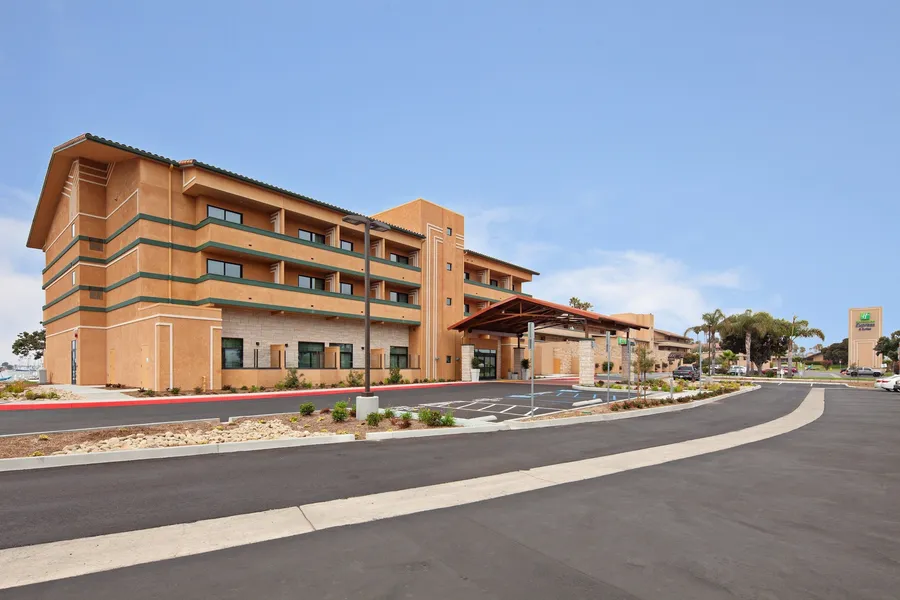 Holiday Inn Express Hotel & Suites Ventura by IHG hotel detail image 2