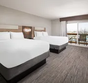 Holiday Inn Express Hotel & Suites Ventura by IHG hotel detail image 7
