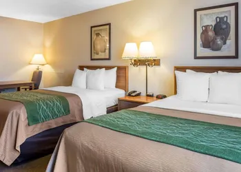Quality Inn Lone Pine near Mount Whitney hotel thumbnail 2