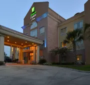 Holiday Inn Express Hotel & Suites Baton Rouge North by IHG hotel detail image 3