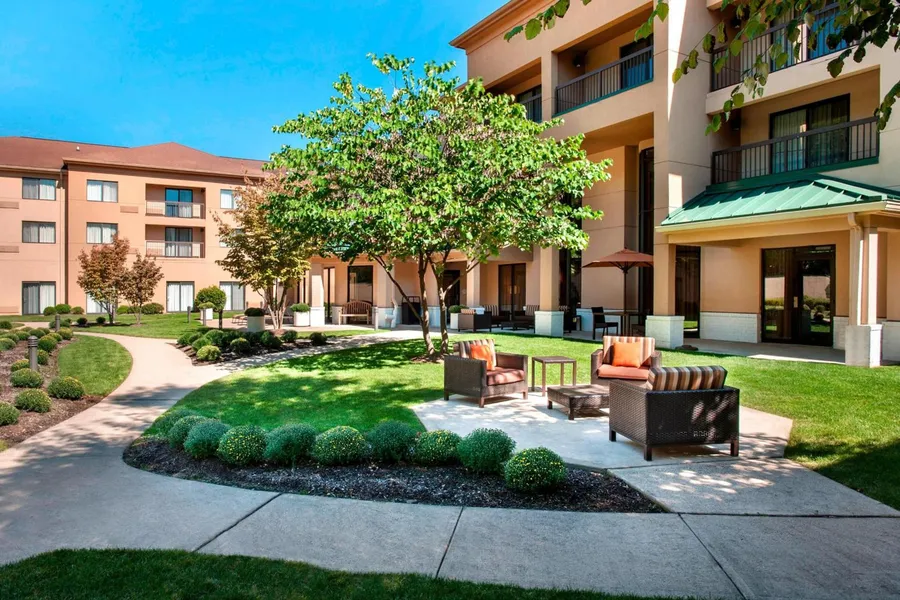 Courtyard by Marriott Parsippany hotel detail image 2