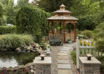 Whistling Swan Inn hotel thumbnail 5