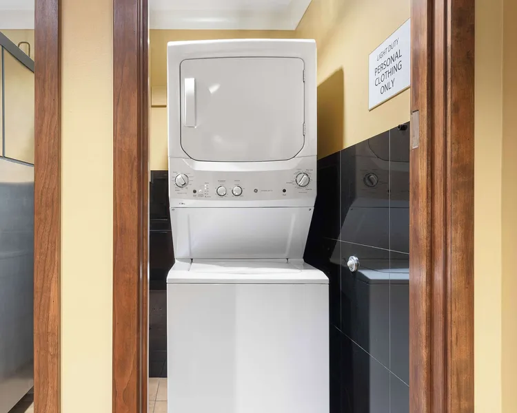 Best Western Plus Columbia River Hotel hotel detail image 6