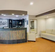 Super 8 by Wyndham Lexington/Hamburg Area hotel detail image 3