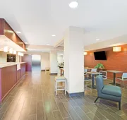 Microtel Inn & Suites by Wyndham Urbandale/Des Moines hotel detail image 3