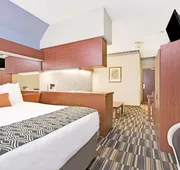 Microtel Inn & Suites by Wyndham Urbandale/Des Moines hotel detail image 4