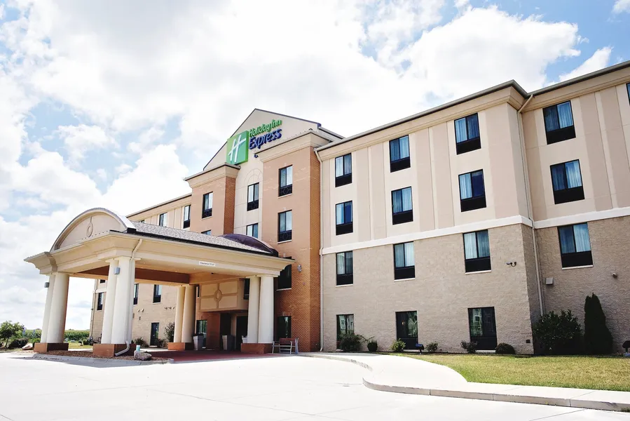 Holiday Inn Express and Suites Urbandale by IHG hotel detail image 2