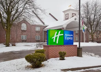 Holiday Inn Express Des Moines-At Drake University, an IHG Hotel hotel thumbnail 3
