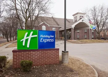 Holiday Inn Express Des Moines-At Drake University, an IHG Hotel hotel thumbnail 4
