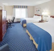 Holiday Inn Express Des Moines-At Drake University, an IHG Hotel hotel detail image 7