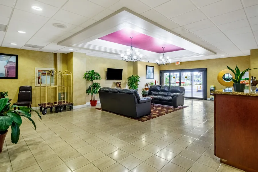 Best Western Premier Lakeland North hotel detail image 6