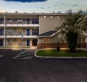 Birch Hill Suites - Lakeland hotel detail image 3