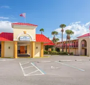 Howard Johnson by Wyndham Lakeland hotel detail image 4