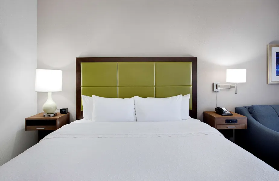 Hampton Inn by Hilton Middletown hotel detail image 6