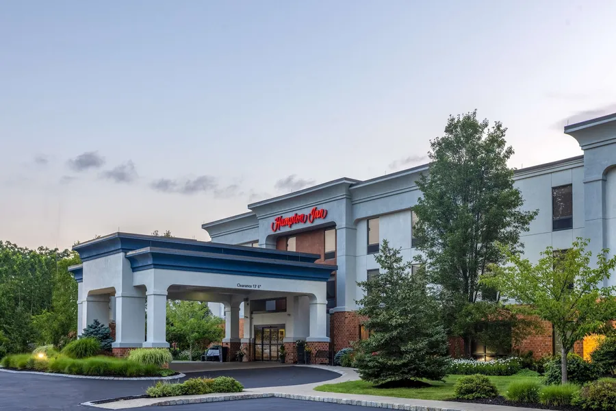 Hampton Inn Harriman Woodbury hotel detail image 2
