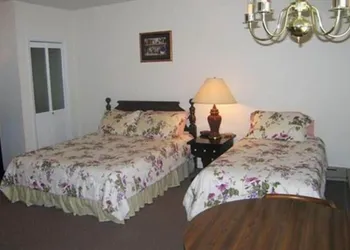 Jenny's Country Manor hotel thumbnail 5