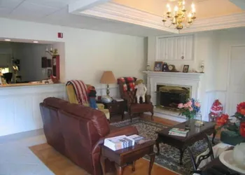 Jenny's Country Manor hotel thumbnail 3