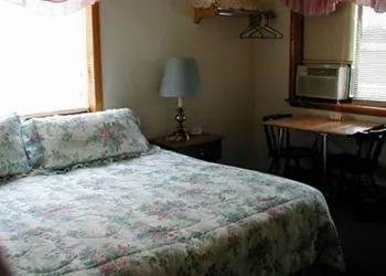 Jenny's Country Manor hotel thumbnail 7