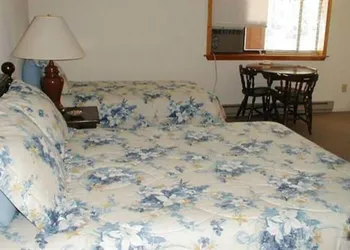 Jenny's Country Manor hotel thumbnail 8