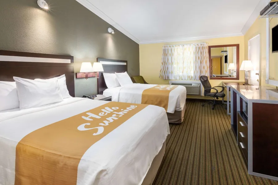 Days Inn by Wyndham Nanuet / Spring Valley hotel detail image 6