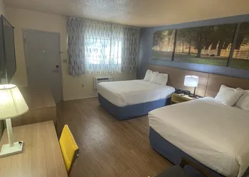 Days Inn by Wyndham Gainesville University hotel thumbnail 7