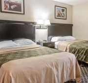 Econo Lodge West Haven hotel detail image 4
