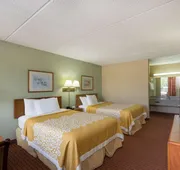 Days Inn by Wyndham Hurricane Mills hotel detail image 5