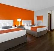 Howard Johnson by Wyndham Waukegan Great Lakes hotel detail image 3