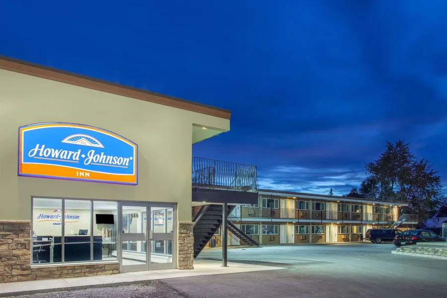 Howard Johnson by Wyndham Kingston hotel detail image 2