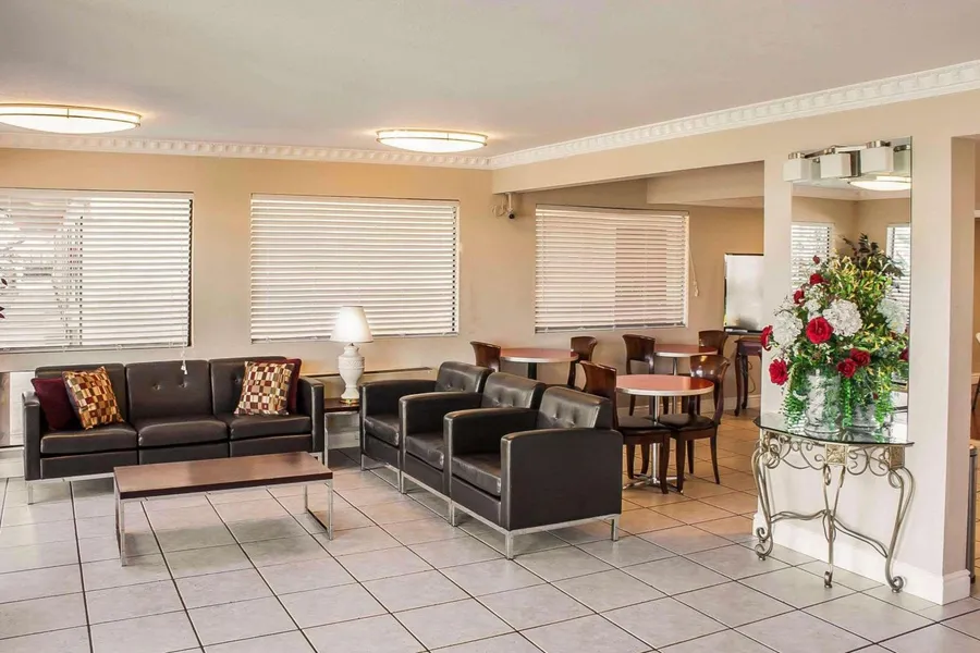 Rodeway Inn & Suites hotel detail image 2