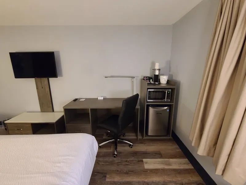 Travelodge by Wyndham Barrie hotel detail image 6