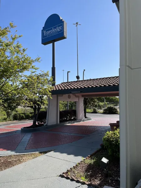 Travelodge by Wyndham Tuscaloosa hotel detail image 2