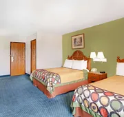 Super 8 by Wyndham West Memphis hotel detail image 4