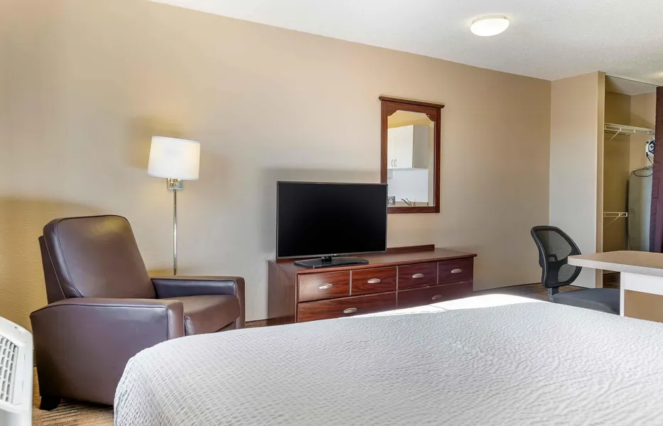 Extended Stay America Suites Toledo Holland hotel detail image 6