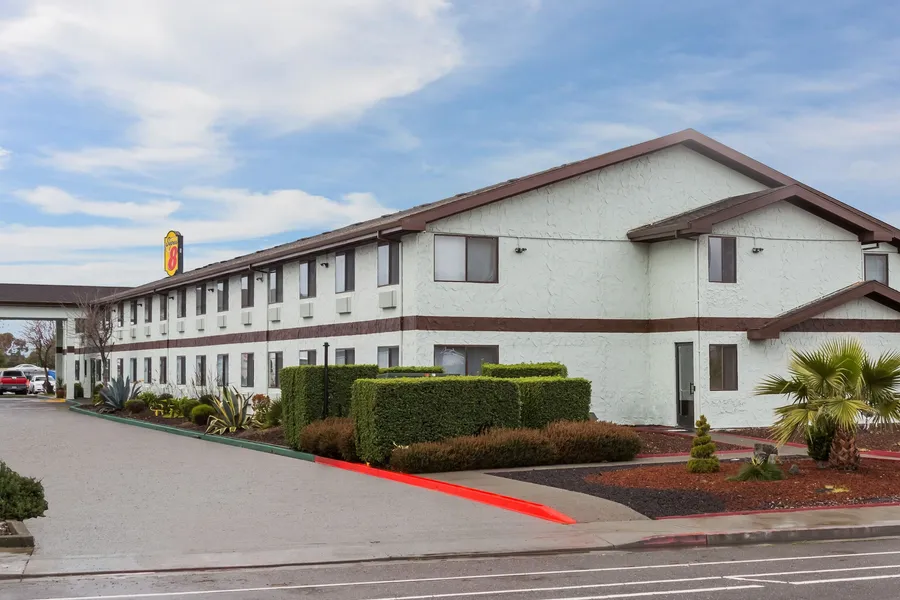 Super 8 by Wyndham Arcata hotel detail image 2