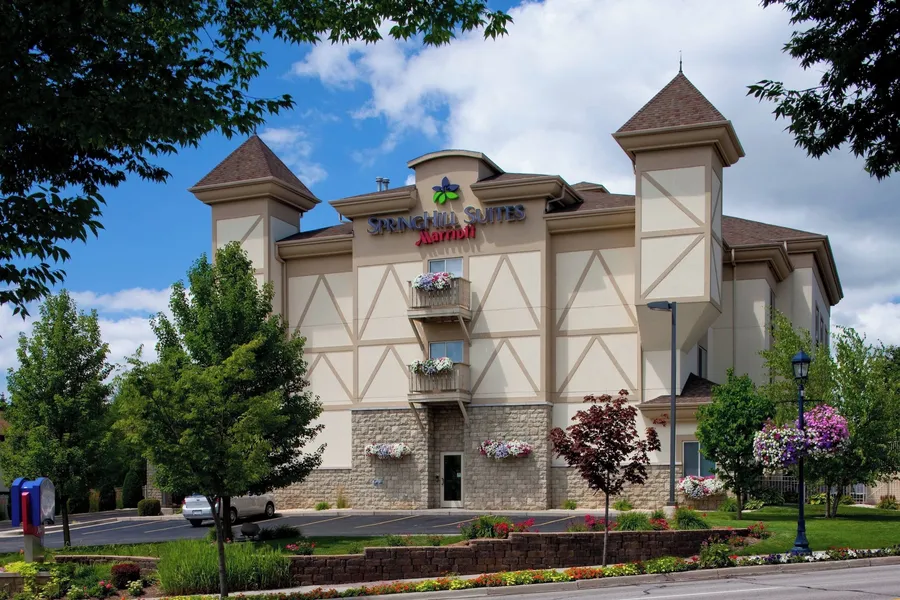 SpringHill Suites by Marriott Frankenmuth hotel detail image 2