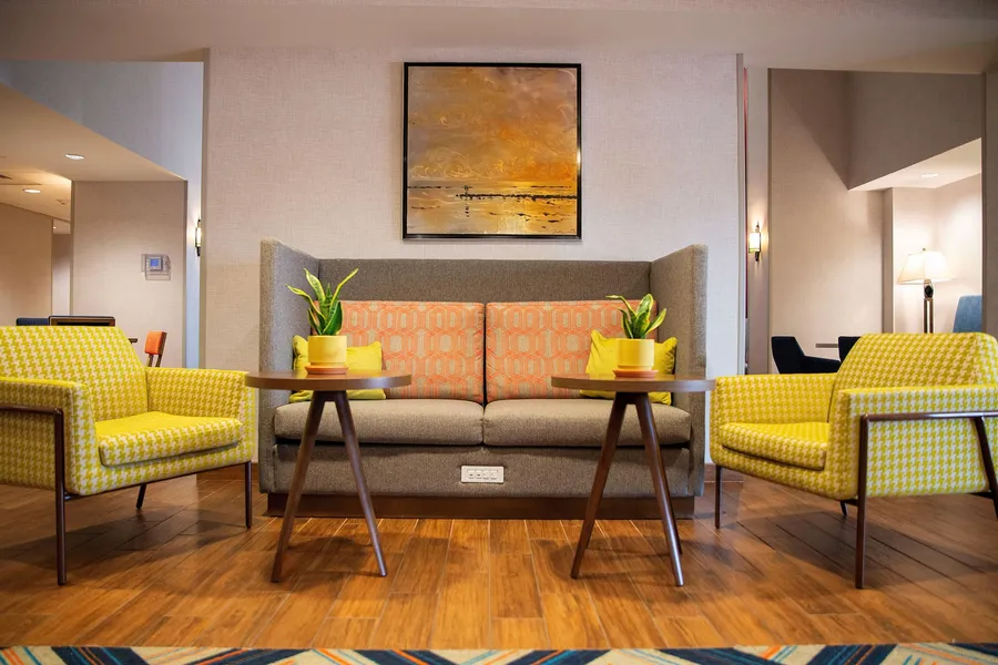 Hampton Inn & Suites Jacksonville hotel detail image 6