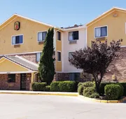 Super 8 by Wyndham Kingman hotel detail image 3
