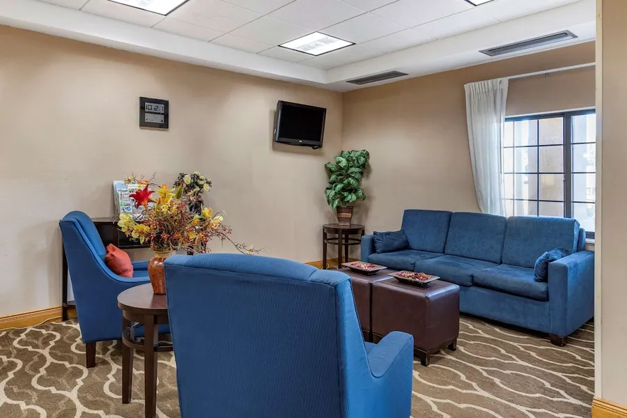 Comfort Inn Downtown - University Area hotel detail image 2