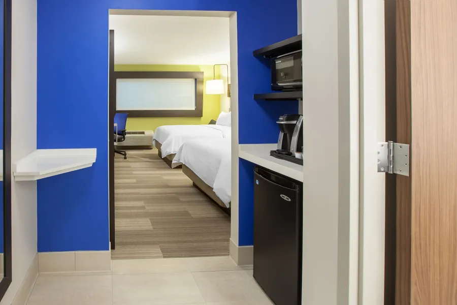 Holiday Inn Express Hotel & Suites Boston-Marlboro by IHG hotel detail image 6